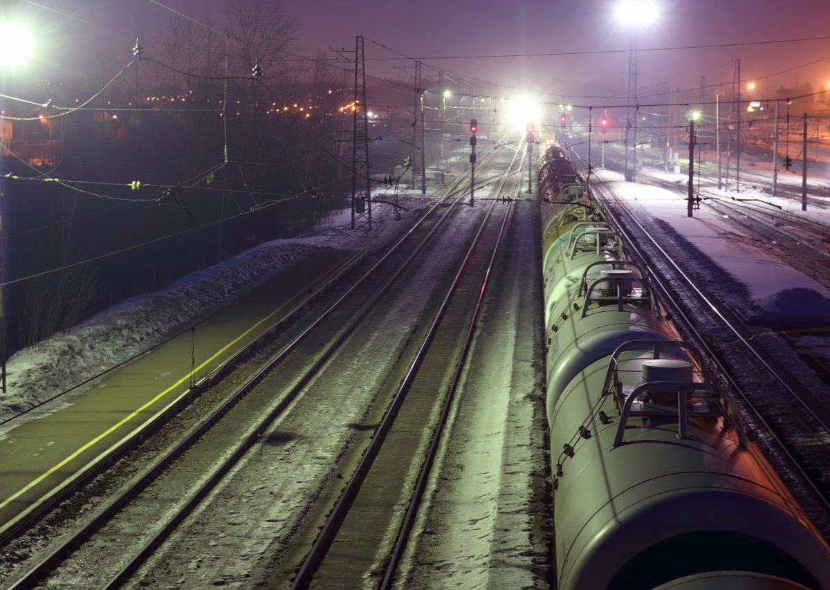 güterzug nachts nach wolfenbüttel cremlingen magdeburg mädchen