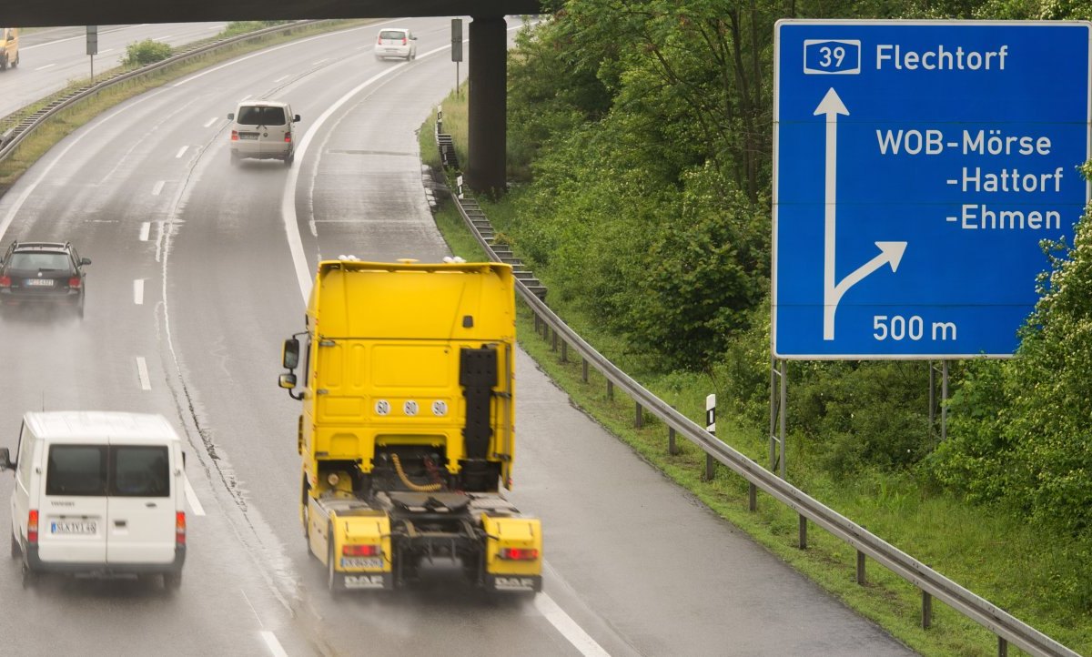 A39 bei Wolfsburg: Hiobsbotschaft für VW-Pendler – HIER wird's jetzt richtig eng!