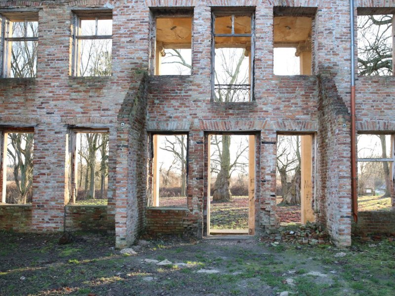 Lost Place Gifhorn Wohnungsbau Gold Projekt Bauen Zeitung Krankenhaus
