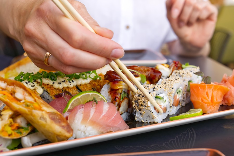 Mit Sushi und panasiatischer Küche lockt das neue Restaurant in Braunschweig. (Symbolbild)