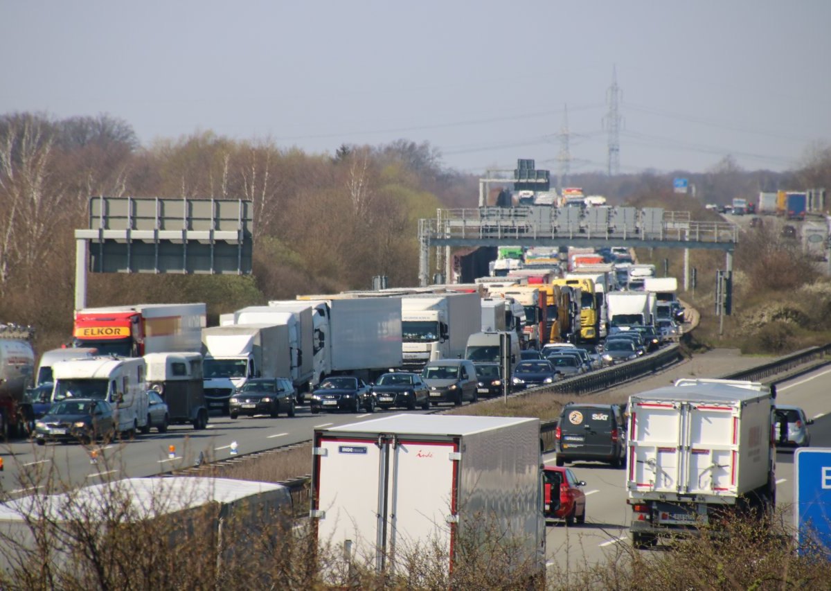 A2 unfall stau.JPG