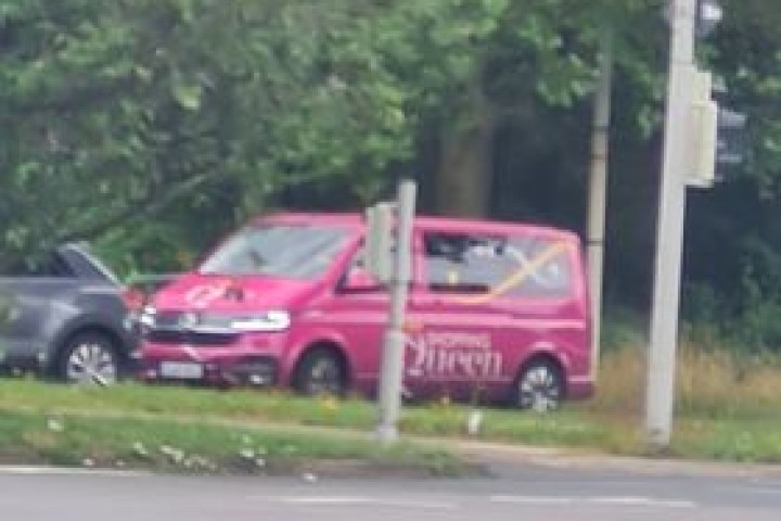 Gesichtet: Der „Shopping Queen“-Bus ist offenbar wieder in Braunschweig unterwegs.