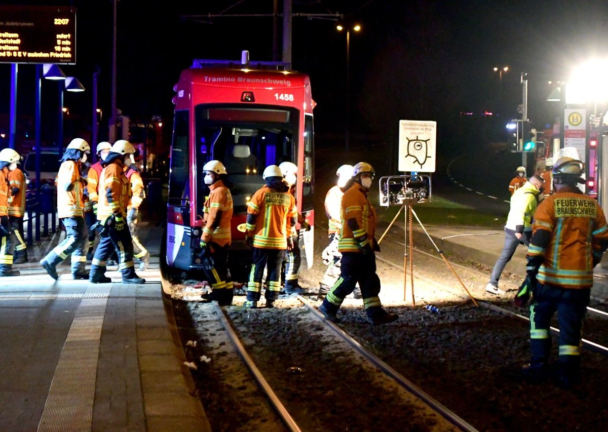 Braunschwieg Straßenbahn Unfall Münchenstraße