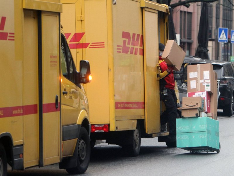 DHL Pakete.jpg