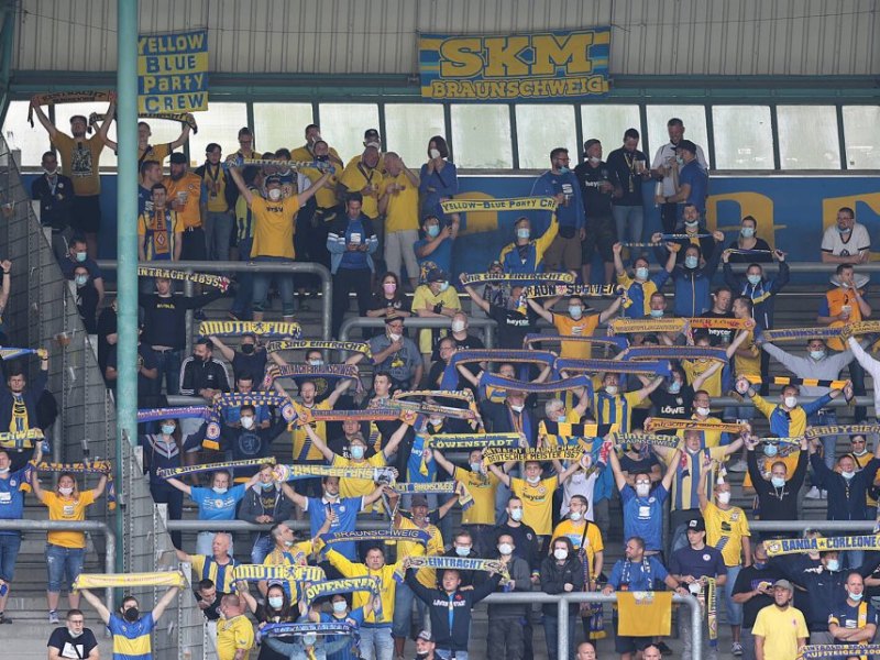 Eintracht Braunschweig.jpg