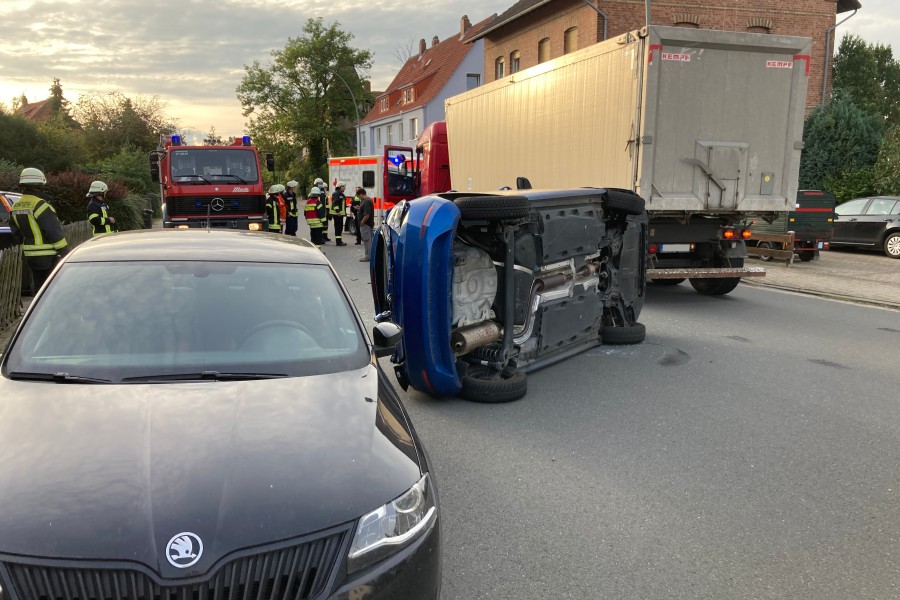 Die Autofahrerin wurde leicht verletzt.