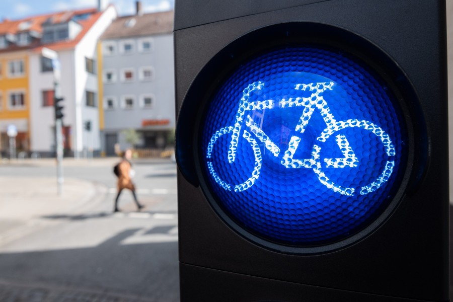 Die blauen Ampeln in Hildesheim müssen wohl wieder verschwinden. (Archivbild)