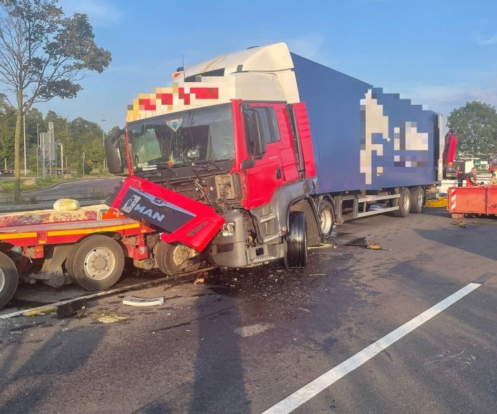 Lkw Unfall.jpeg