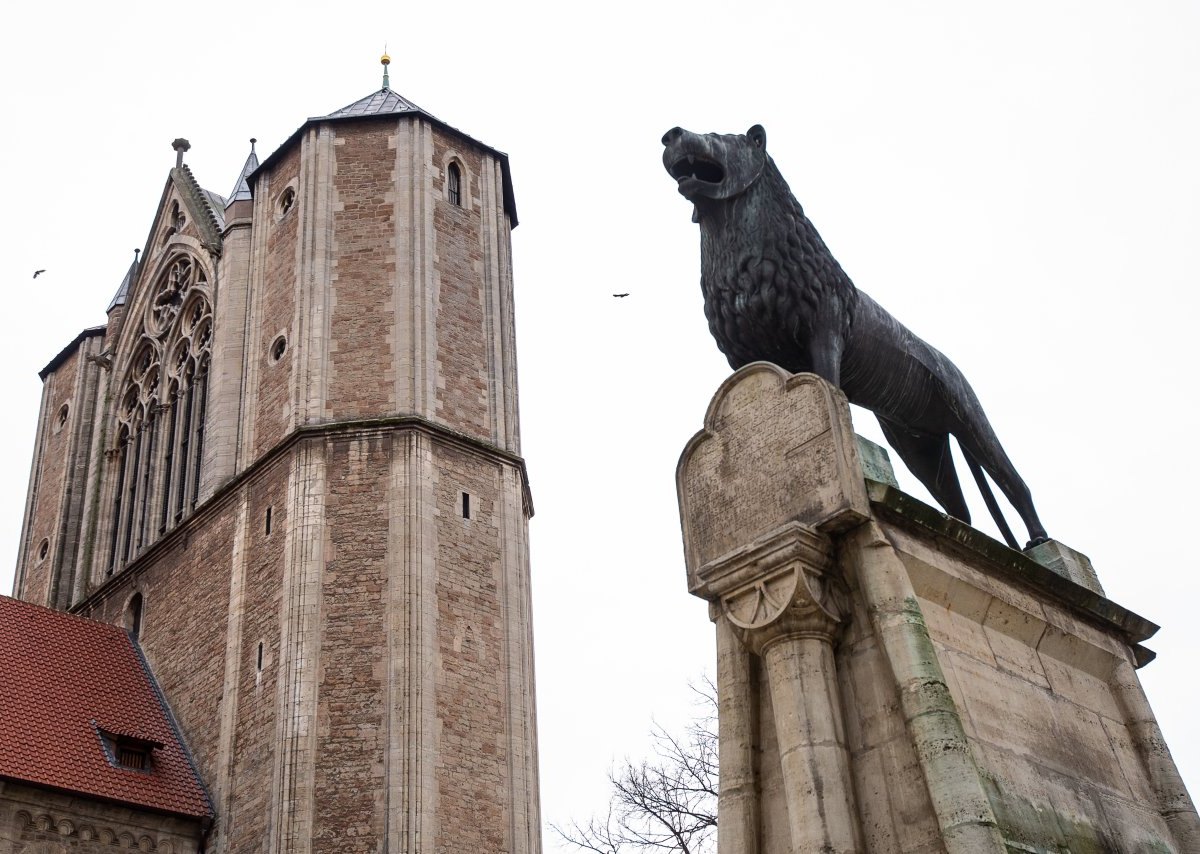 Löwe Braunschweig.jpg