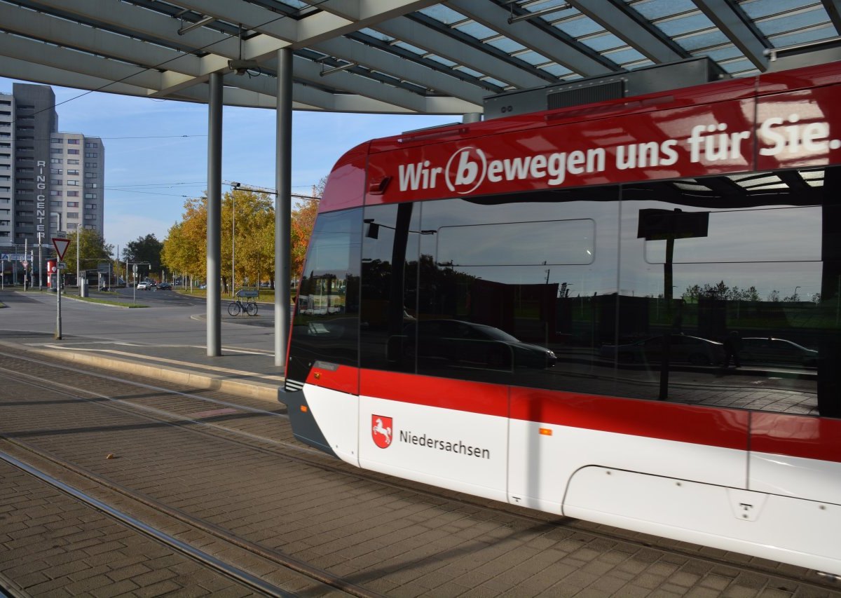 Stadtbahn Straßenbahn braunschweig verkehrs-gmbh bahnhof