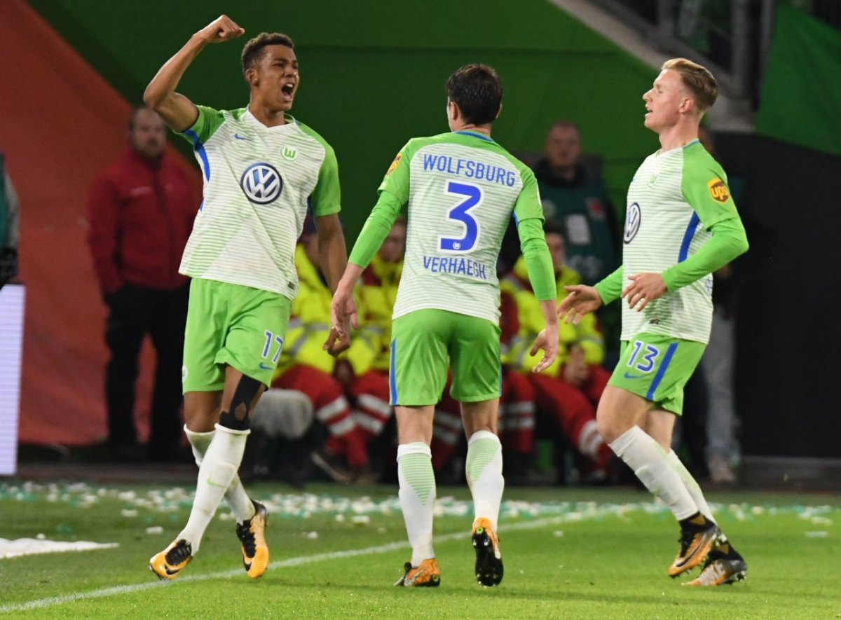 Uduokhai VfL Wolfsburg Fußball