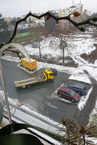 In Wolfsburg wurde der DHL-Wagen nach neun Tagen endlich abgeschleppt. 