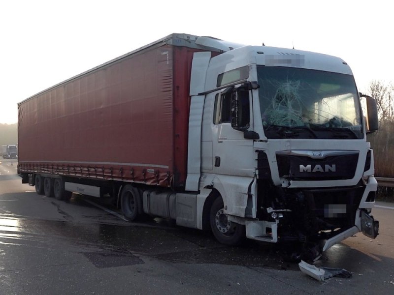 a2 lkw unfall helmstedt marienborn