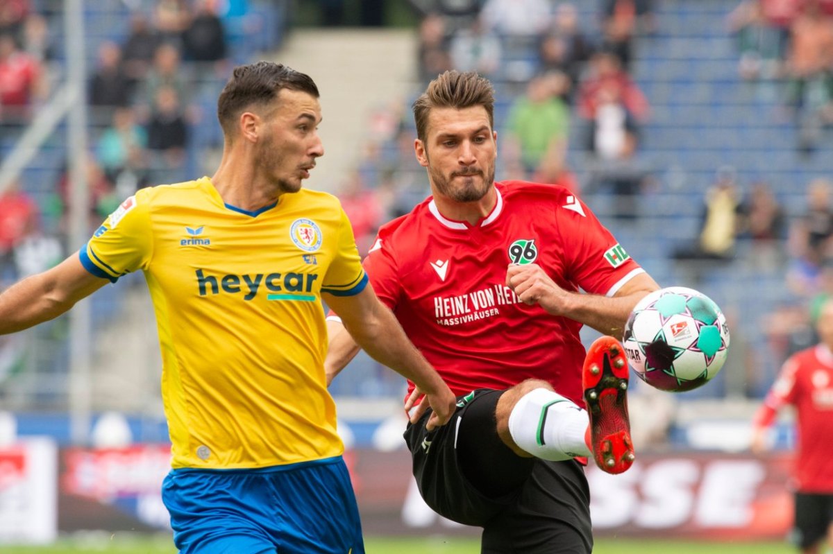 eintracht braunschweig derby.jpg