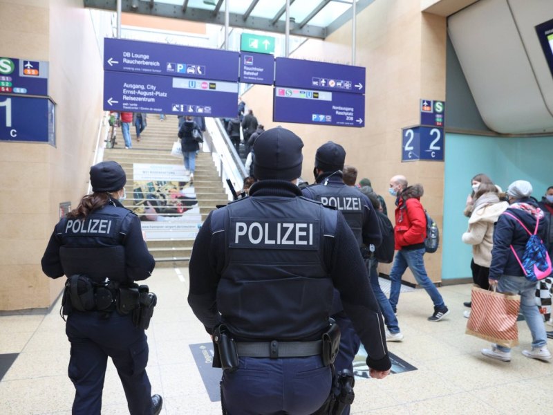 hauptbahnhof hannover.jpg