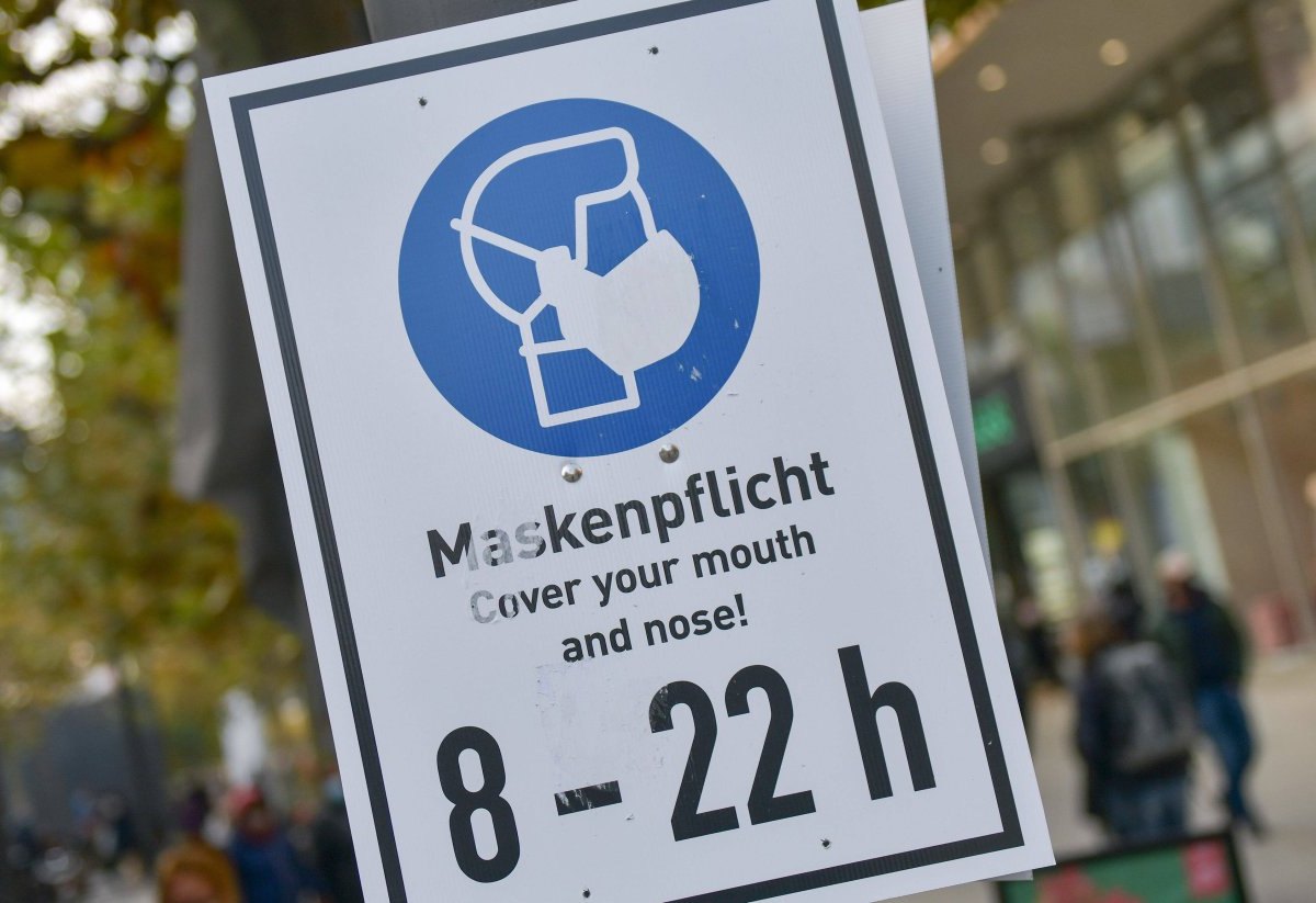 maskenpflicht schild.jpg