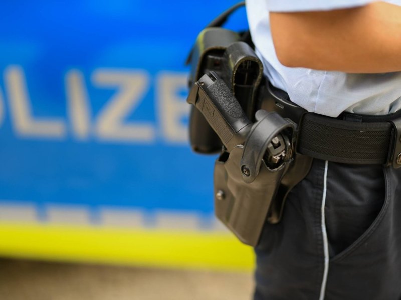 polizei festnahme handschelle