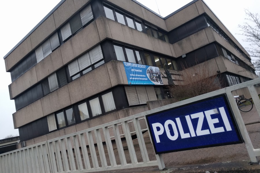 Die Polizei Peine ist alarmiert, versucht aber auch, die Menschen zu beruhigen. (Archivbild)