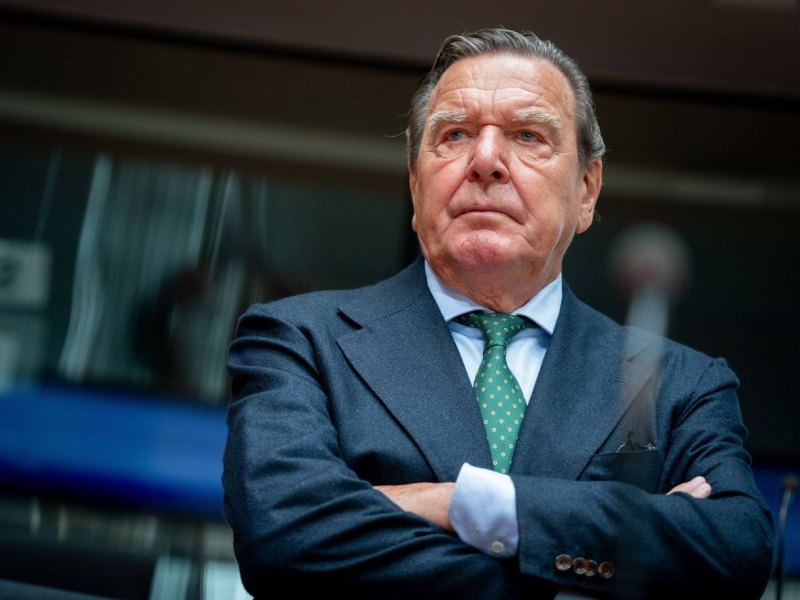 schröder.jpg