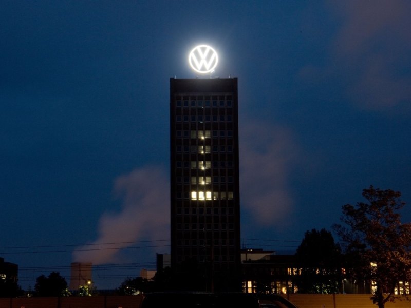 vw logo.jpg