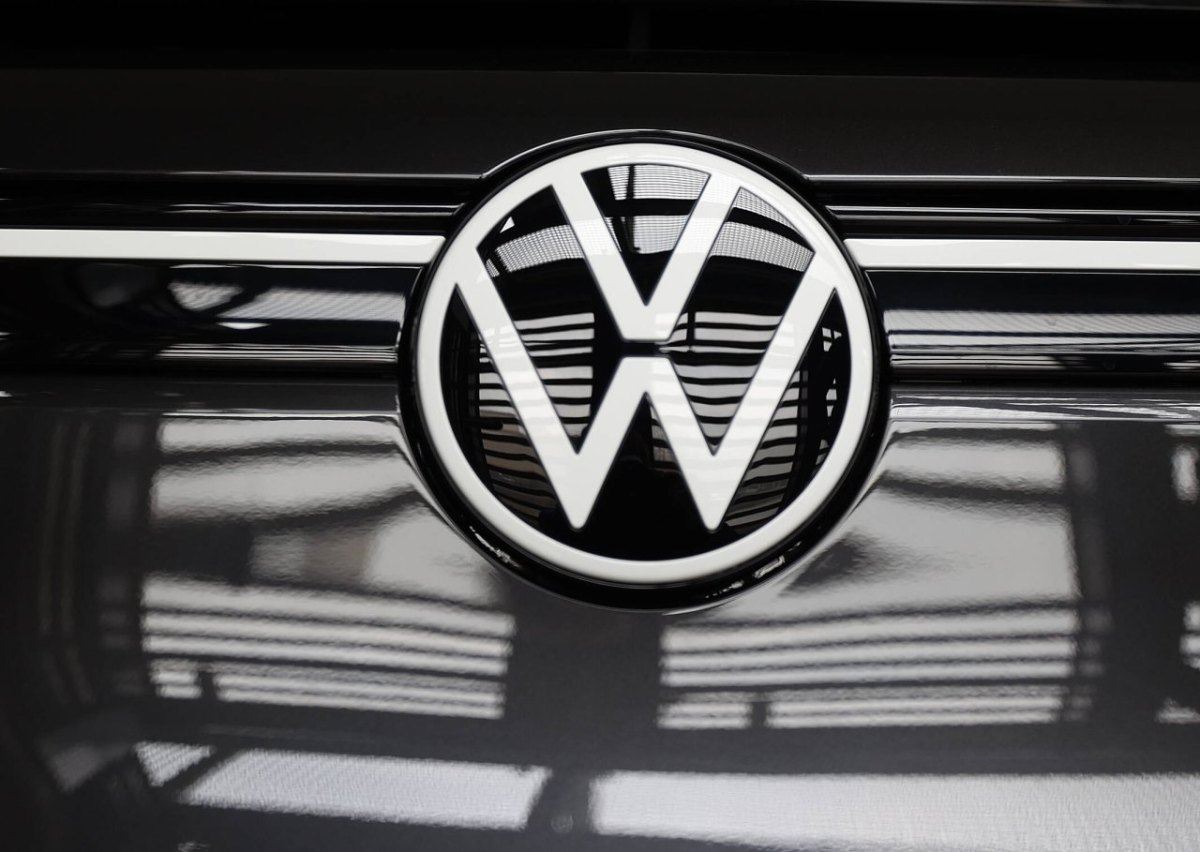 vw logo.jpg