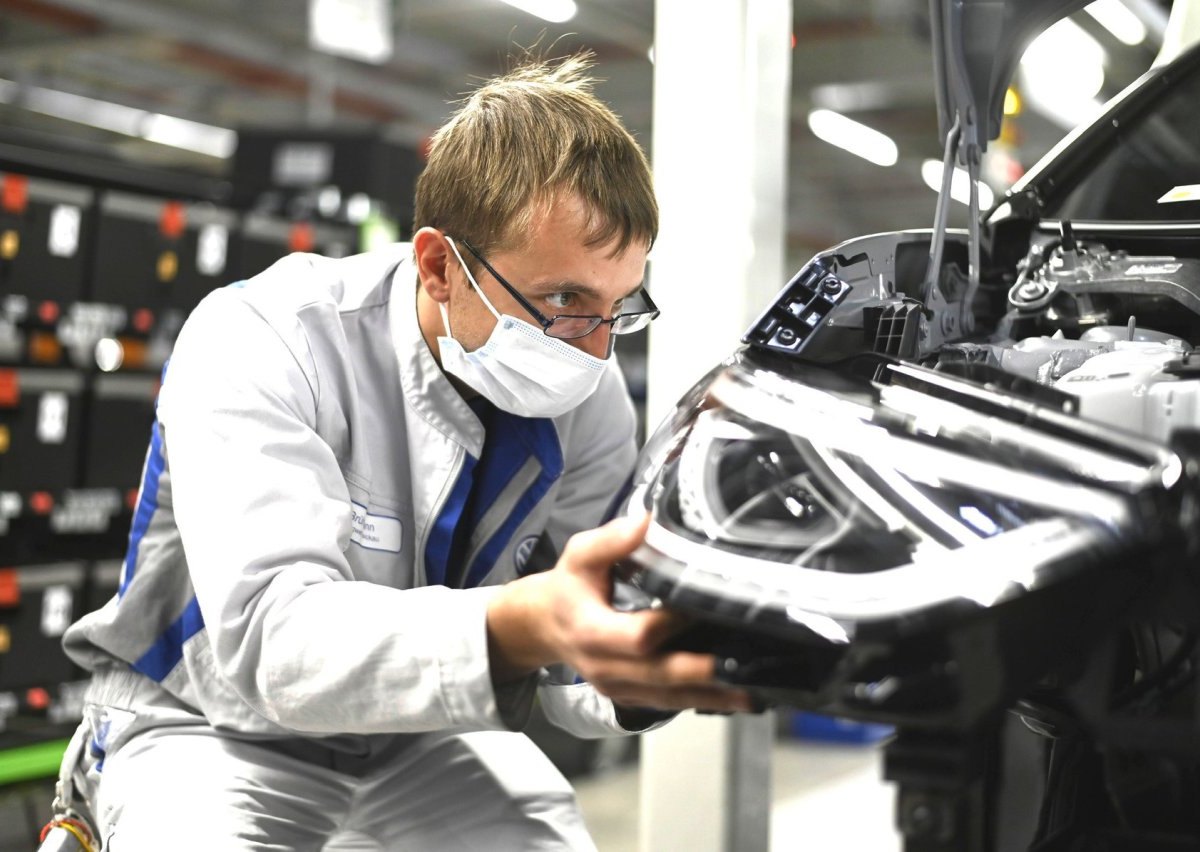 vw mitarbeiter zwickau befragung stimmungsbarometer