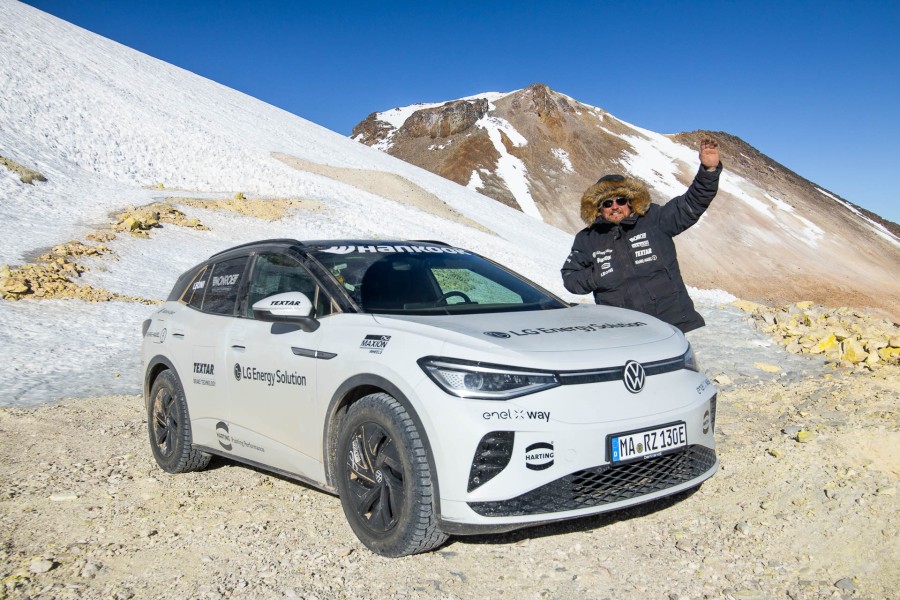 Rainer Zietlow und sein Team konnten mit dem VW ID.4 GTX einen Guinness-Höhenweltrekord für Elektrofahrzeuge aufstellen!