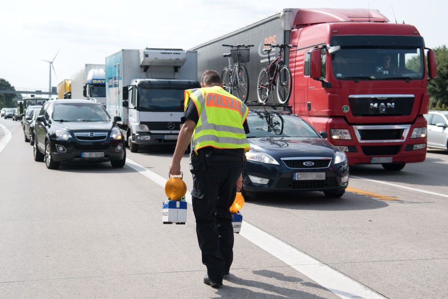 Auf der A2 hat es schon wieder gekracht. Diesmal bei Essehof. (Symbolbild)