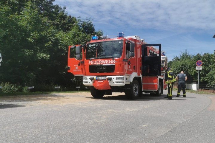 Am Ende konnte nur noch die Feuerwehr in Vorsfelde helfen! 