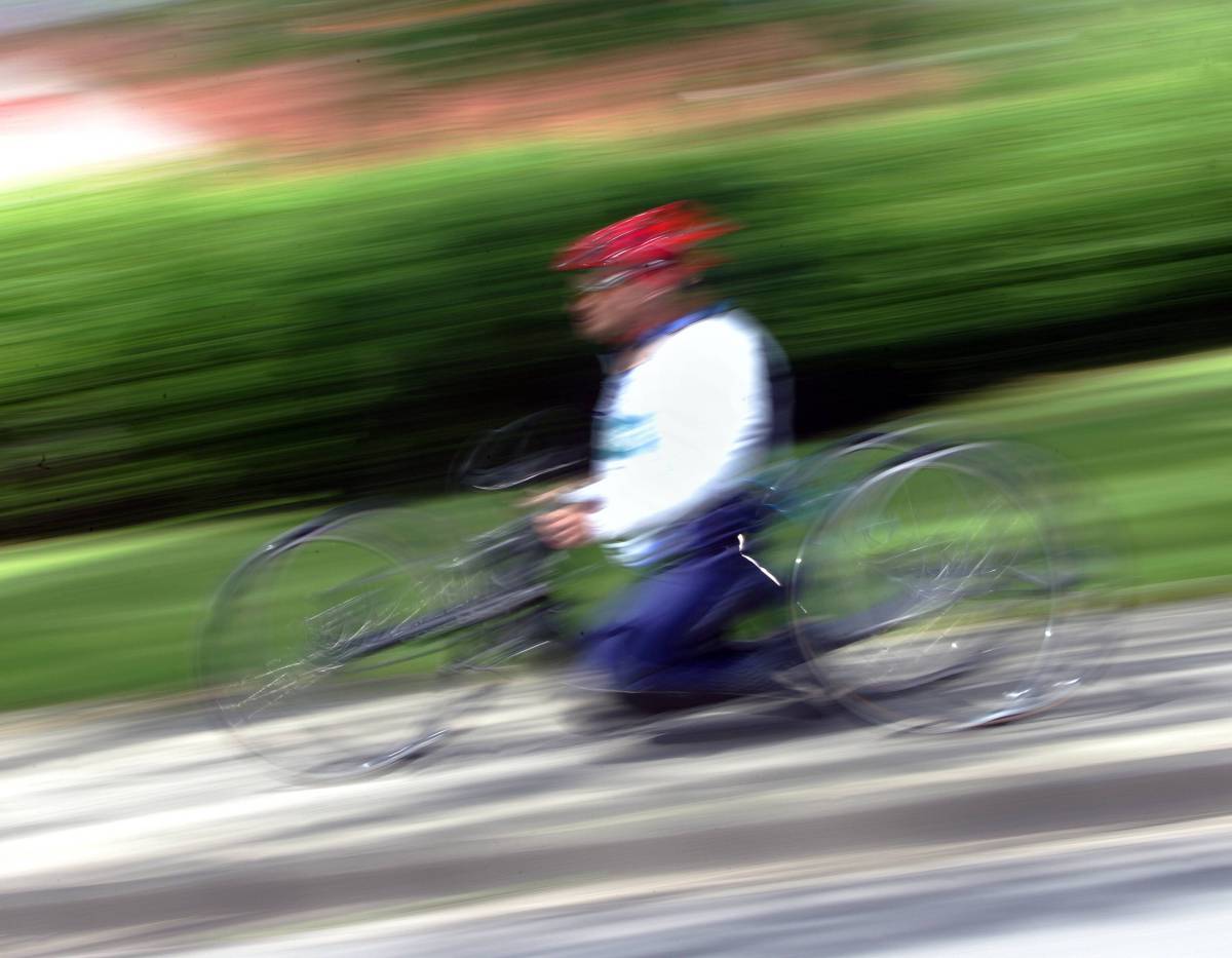 Ein Handbike-Fahrer wurde bei einem Unfall in Braunschweig schwer verletzt! (Symbolbild)