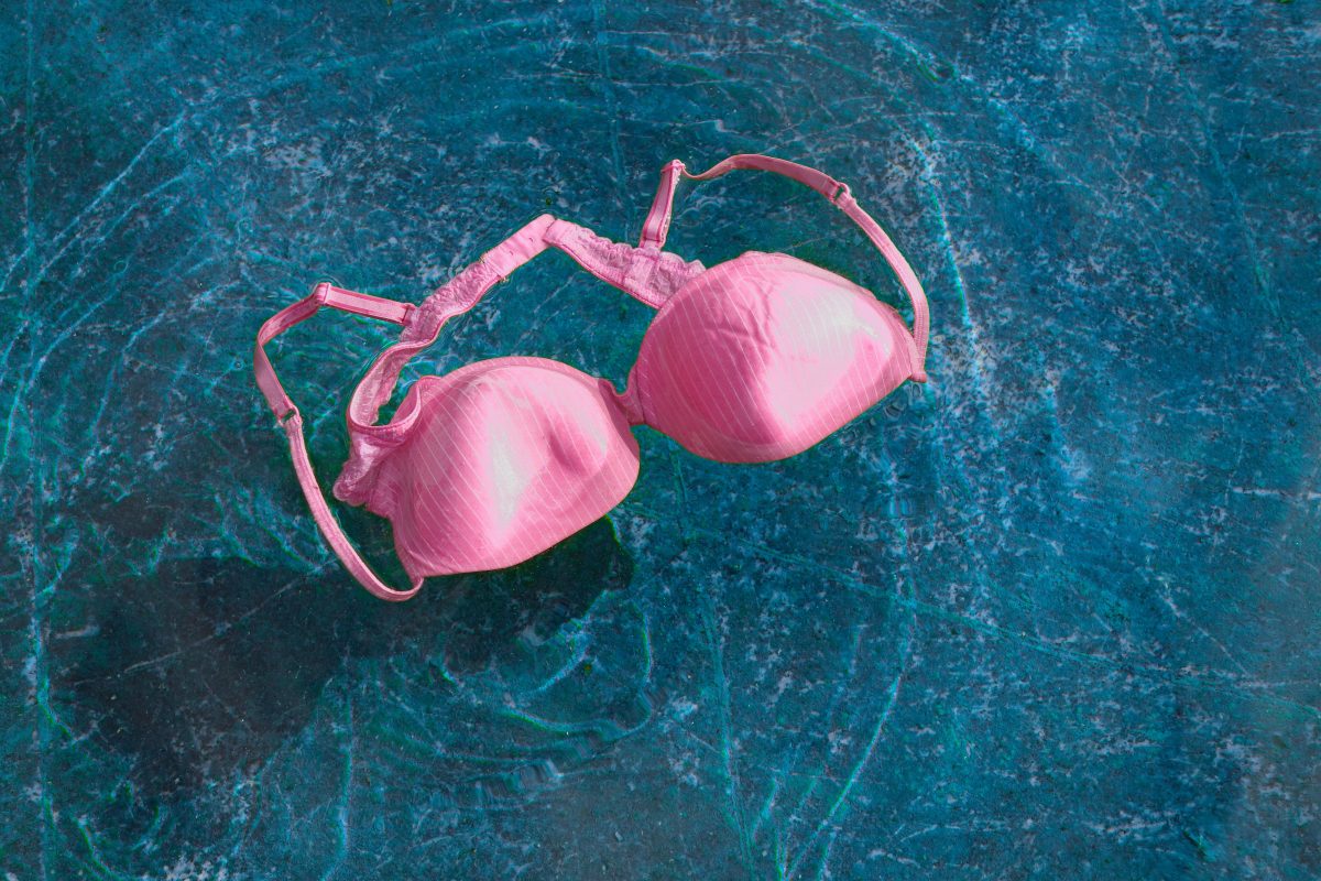 Mit freiem OberkÃ¶rper dÃ¼rfen sich in den meisten SchwimmbÃ¤dern nur MÃ¤nner zeigen. Nach GÃ¶ttingen Ã¤ndert jetzt allerdings auch die niedersÃ¤chsische Landeshauptstadt ihre Badeordnung.