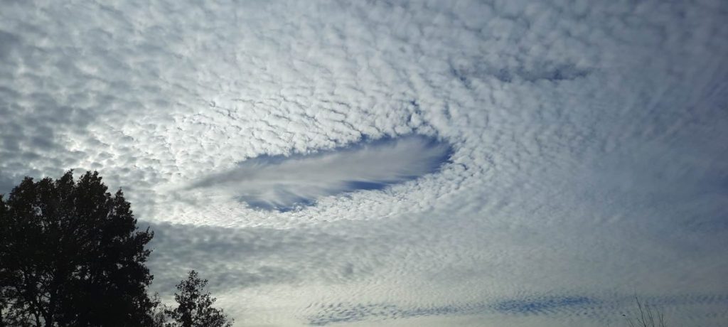 In Niedersachsen hat das Wetter für ein seltenes Naturschauspiel am Himmel gesorgt.