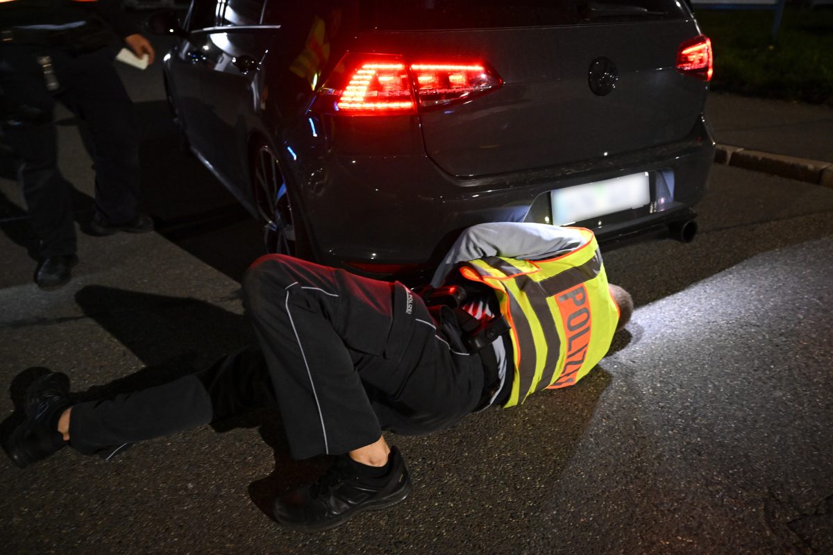 Mal wieder haben sich einige PS-Fans im Rappbodetalsperren-Tunnel illegale Rennen geliefert. Die Polizei griff direkt durch.