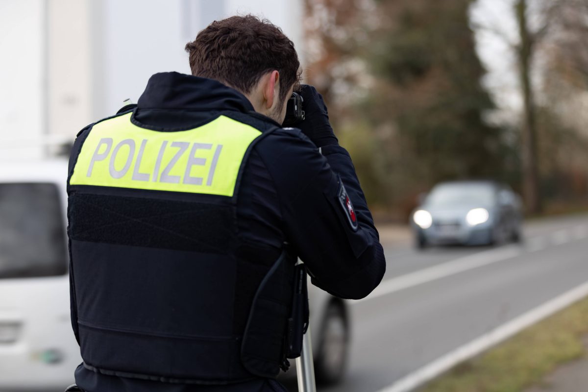 Die Polizei hat einen Tempo-Sünder aus dem Kreis Gifhorn geschnappt. (Symbolbild)