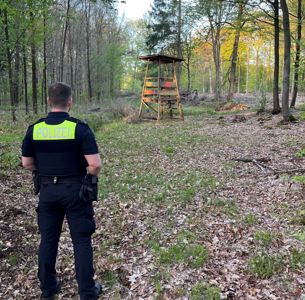 Folgenschwere Fesselspiele im Schaumburger Wald in Niedersachsen!