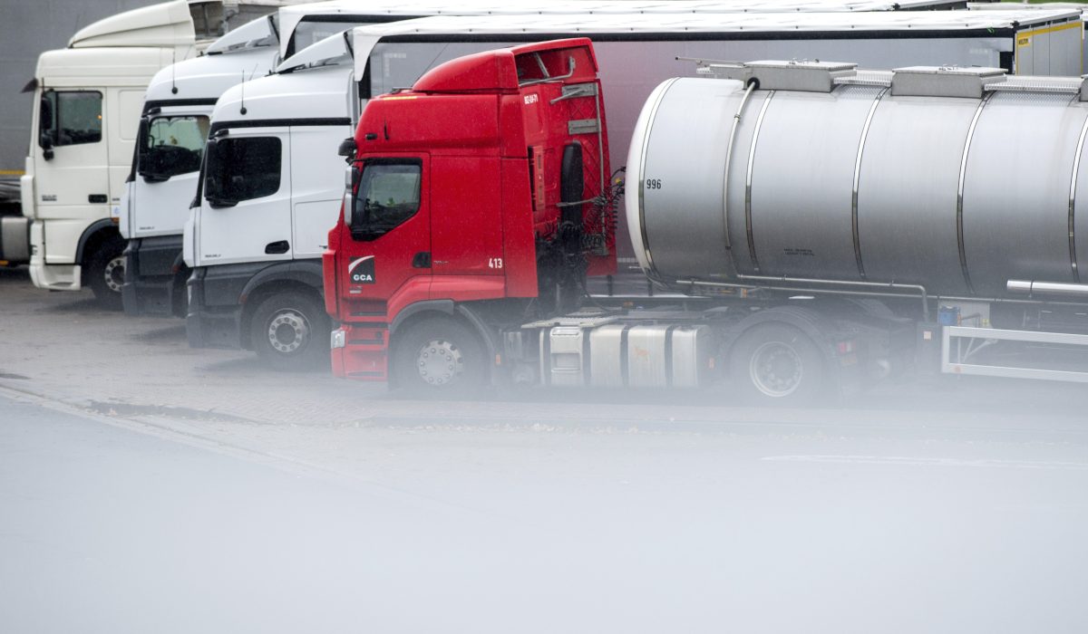 An der A2 in Niedersachsen sollen neue Lkw-Parkflächen entstehen. Aber, reichen die?