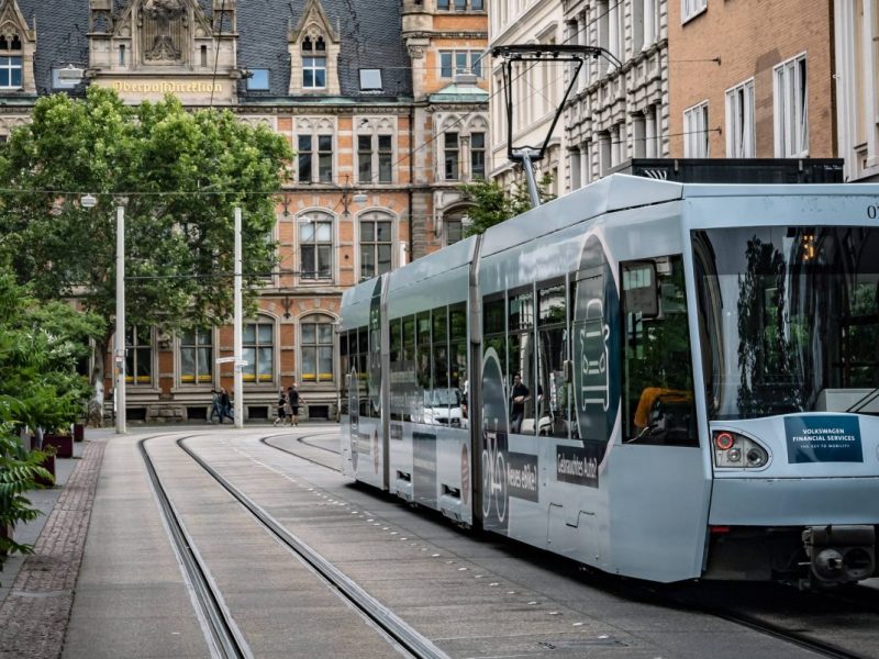 In Braunschweig stehen erneut Busse und Bahnen still.