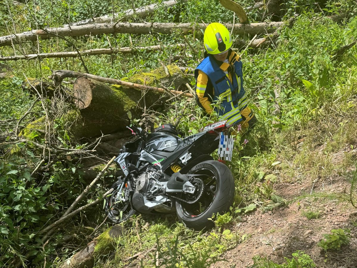 Motorradfahrer schwer verletzt