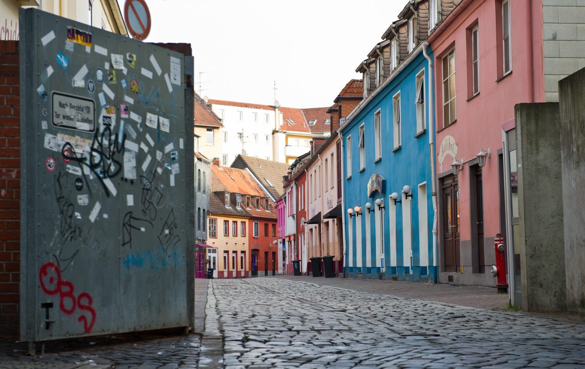 Die Braunschweiger Polizei macht gemeinsame Sache mit der Stadt – bei einer großangelegten Kontrolle kommt einiges ans Licht.