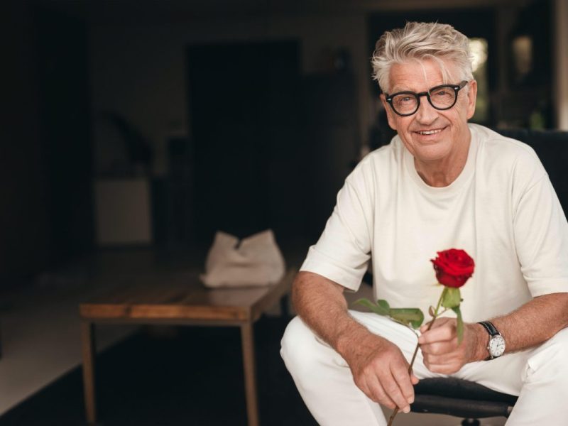 Der 'Golden Bachelor' Franz Stärk (73) aus Niedersachsen begibt sich auf Kreta auf ein besonderes Liebesabenteuer für die goldenen Jahre des Lebens.
