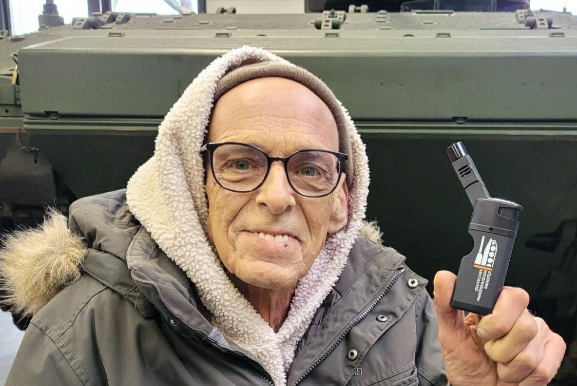 Werner freut sich, gemeinsam mit dem Wünschewagen die Reise aus dem Harz anzutreten.