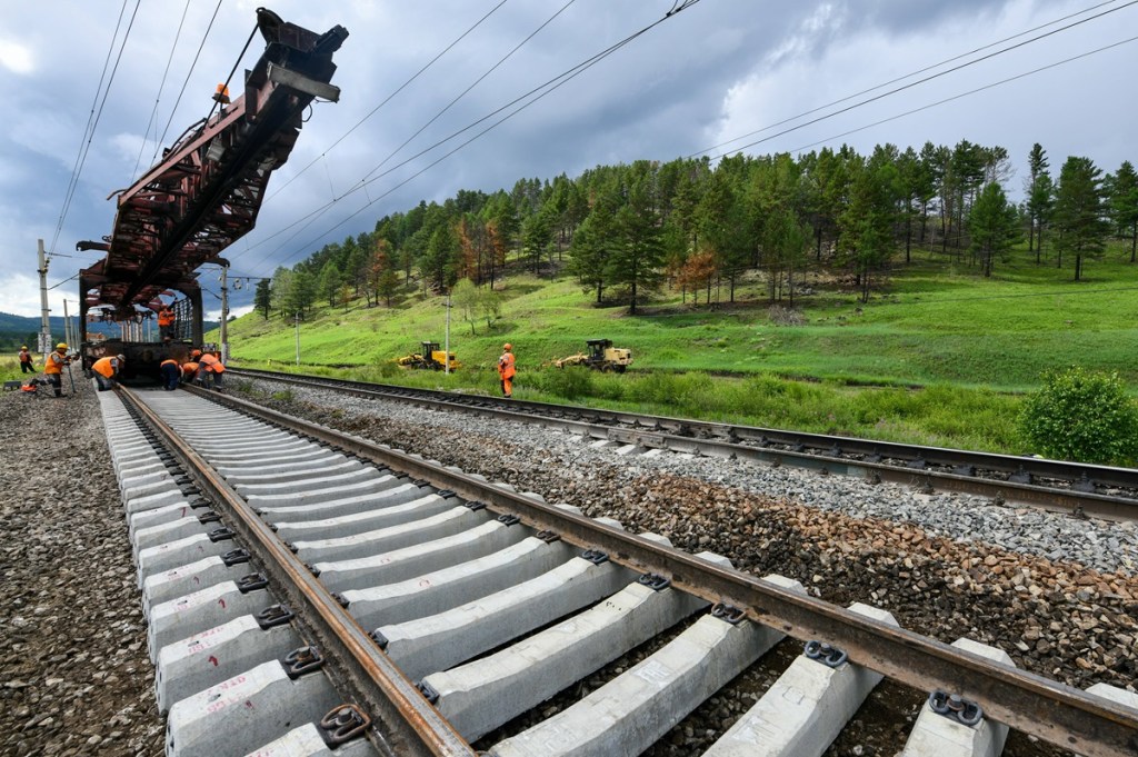 Dieser wird aktuell von der Generalbundesanwaltschaft angeklagt. Er soll Sprengstoffanschläge nicht nur auf Militäranlagen, sondern auch auf öffentliche Bahnstrecken geplant haben. Ihm soll nun eine geheimdienstliche Agententätigkeit nachgewiesen werden. 